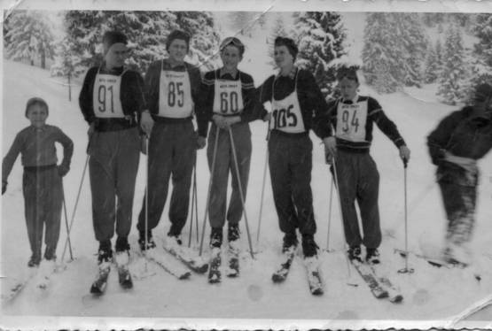 Haiminger Skiläufer beim Rennen in Hochimst, 1954