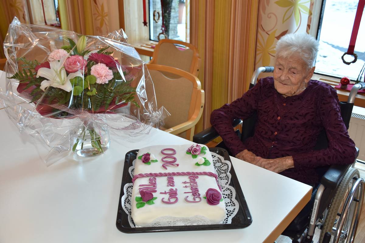 100. Geburtstag von Maria Prantl, vulgo Franzeles im Pflegeheim Haiming, Dezember 2022